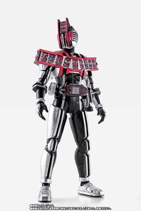 真骨彫製法　仮面ライダーディケイド　コンプリートフォーム