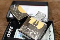 【訳あり商品】カワイイ ネコジッポ ZIPPO 猫 キャット 月 ムーン 鏡面ブラック 新品 箱入り 写真が現物 可愛い 人気のジッポ です_画像4