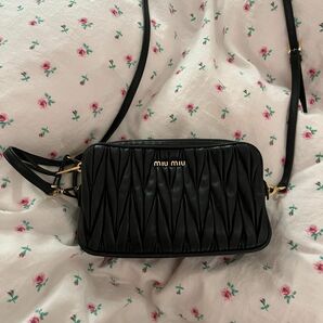 miumiu マテラッセ マトラッセ ショルダーバッグ