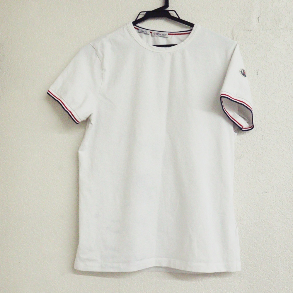 ヤフオク! -「slim fit シャツ」(男性用) (モンクレール)の落札相場