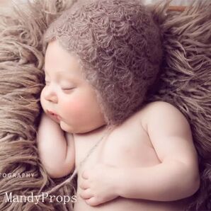 BRAUN◆シェルボンネット◆男女兼用◆本格的なニューボーンフォト向け