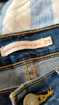 リーバイス Levi's BORROWED FROM THE BOYS スキニージーンズ レディース 25インチ ストレッチジーンズ スキニーデニム_画像3