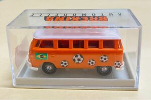 BREKINA ブレキナ　31803 VW T1b ワーゲンバス　サンバ　ブラジル　サッカー　希少品　2002年発売