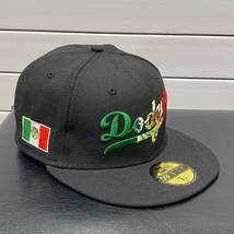 USA限定 【7.1/8】NEWERA ニューエラ LA Dodgers ドジャース メキシコ国旗 Mexico Flag ヒスパニック ヘリテージ 59FIFTY 黒 (15-17)_画像1