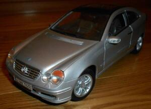 WELLY 1/18 Benz C Class спорт купе Junk 