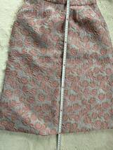 即決　未使用品　ピンク半袖セーター　Sサイズ＆スカート ７号　セットで　定価53000円Lilian Burty PARIS_画像4