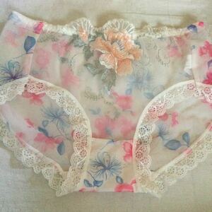 ホワイト　ピンク花柄刺繍メッシュショーツ Mサイズ新品