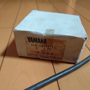 YAMAHA 純正 未使用 オイルフィルター 1個 1L9-13441-11 XJ750 XJ650 XJ550 XS400 FZR600 FZR400 FJ600 FZ600 XS360 オイルエレメント