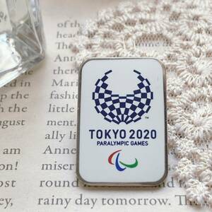 TOKYO2020　東京五輪　オリンピック　ラペルピン　フラワーホール　バッジ