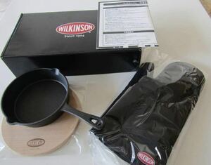 【新品】ウィルキンソン/スキレットセット（鋳鉄製フライパン）/ミトン/木製鍋敷き３点セット（wilkinson ）キャンプ/アウトドア/焚火