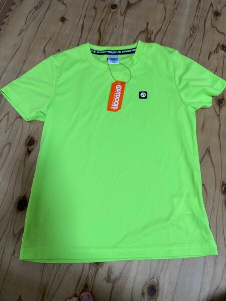 outdoor ライトグリーンTシャツ 150cm