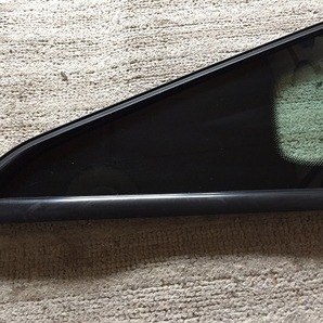 ランボルギーニ ガヤルド LP550 純正 右 後ろ側 クォーター ガラス ウインドウガラスの画像4