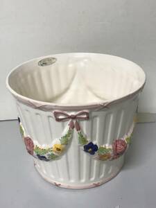 PORTUGAL かわいい　鉢　花模様　花柄　陶器