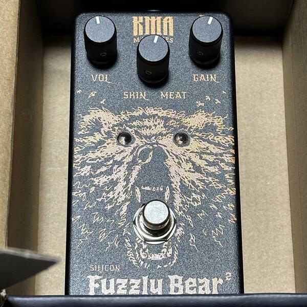 新品未使用品！KMA Machines Fuzzly Bear 2