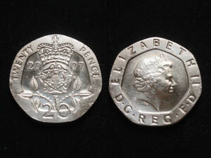 【イギリス】 2007年 20 ペンス　白銅貨　エリザベス2世女王　イングランド　薔薇　ローズ