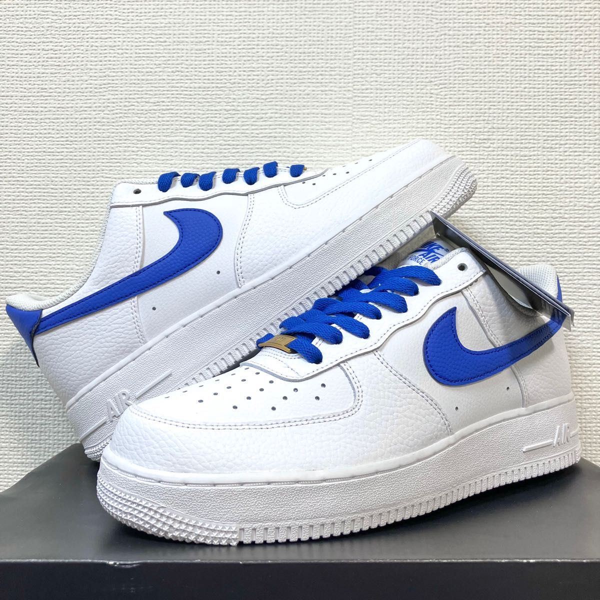 売り切れ必至! ☆新品タグ付☆ナイキ NIKE エアフォース1 再再販