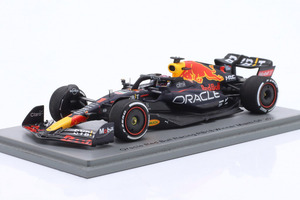 スパーク 1/43 レッドブル F1 RB18 #1 フェルスタッペン マイアミGP 2022 優勝 SPARK RED BULL ミニカー