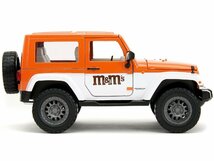 JADA TOYS 1/24 エムアンドエムズ オレンジ フィギア ＆ ジープ ラングラー 2017 JEEP WRANGLER M & M’s Orange 34401_画像7