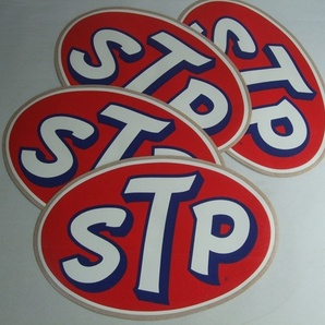 難あり 70s STP 特大サイズ（32㎝ X 21cm) ステッカー 4枚セット US雑貨 旧車 ビンテージ 世田谷ベース アメ車の画像1