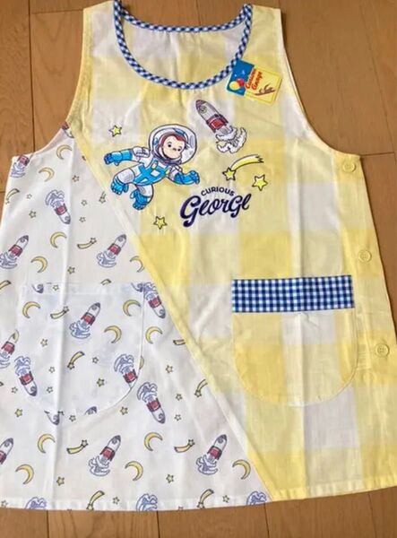 新品未使用タグ付き☆エプロン おさるのジョージ M-L