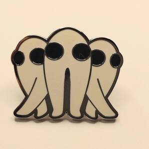 送料無料 ナイトクローラー ピンブローチ ピンズ UMA おとなしくて温厚 実在しない スマアク