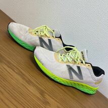 ニューバランス　スニーカー　28.0cm new balance marisle1 ランニング　メッシュ　蛍光　スポーツシューズ_画像1