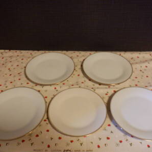 C4 NORITAKE『ノリタケ(コンテンポラリー)★金彩 金の縁どりのシンプルなプレート(大)4枚&(小)1枚 日本製~全部まとめて』~箱なし