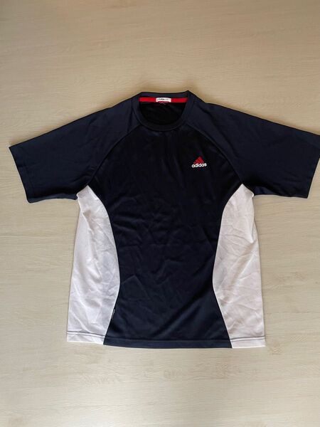 アディダス adidas 半袖Tシャツ 紺
