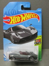 HW '17 パガーニ ウアイラ ロードスター グレイ HW EXOTICS 2/10 FJX98-D7C3 Pagani Huayra Roadster_画像1