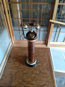 *Hand Made in Italy by Sitel* with translation * antique style, base wooden, high class telephone machine 28700: genuine article intention. . pavilion etc., atmosphere is highest. design 