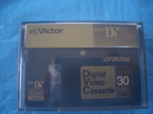 ★Victor 　Mini　Digital　Video　Cassette　ビクター　DVM30（30ME／30～45)