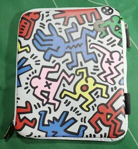 □COLORS キースヘリングKeith Haring没後20年記念 正規品 2室 ラウンドジップ iPad ケース 美品!!!□