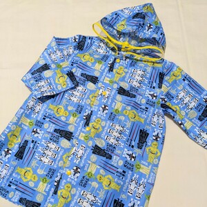 +AR30 STAR WARS Star Wars 100 man man . raincoat raincoat rainwear light blue total pattern with a hood .