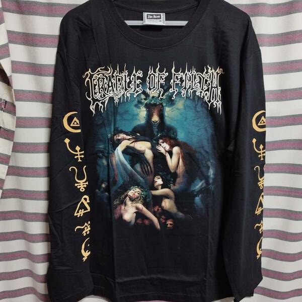 人気柄★クレイドルオブフィルス CRADLE of FILTH　ロンＴ　長袖シャツ 『Hammer of the Witches』【XL】送料無料 バックプリント有 バンド