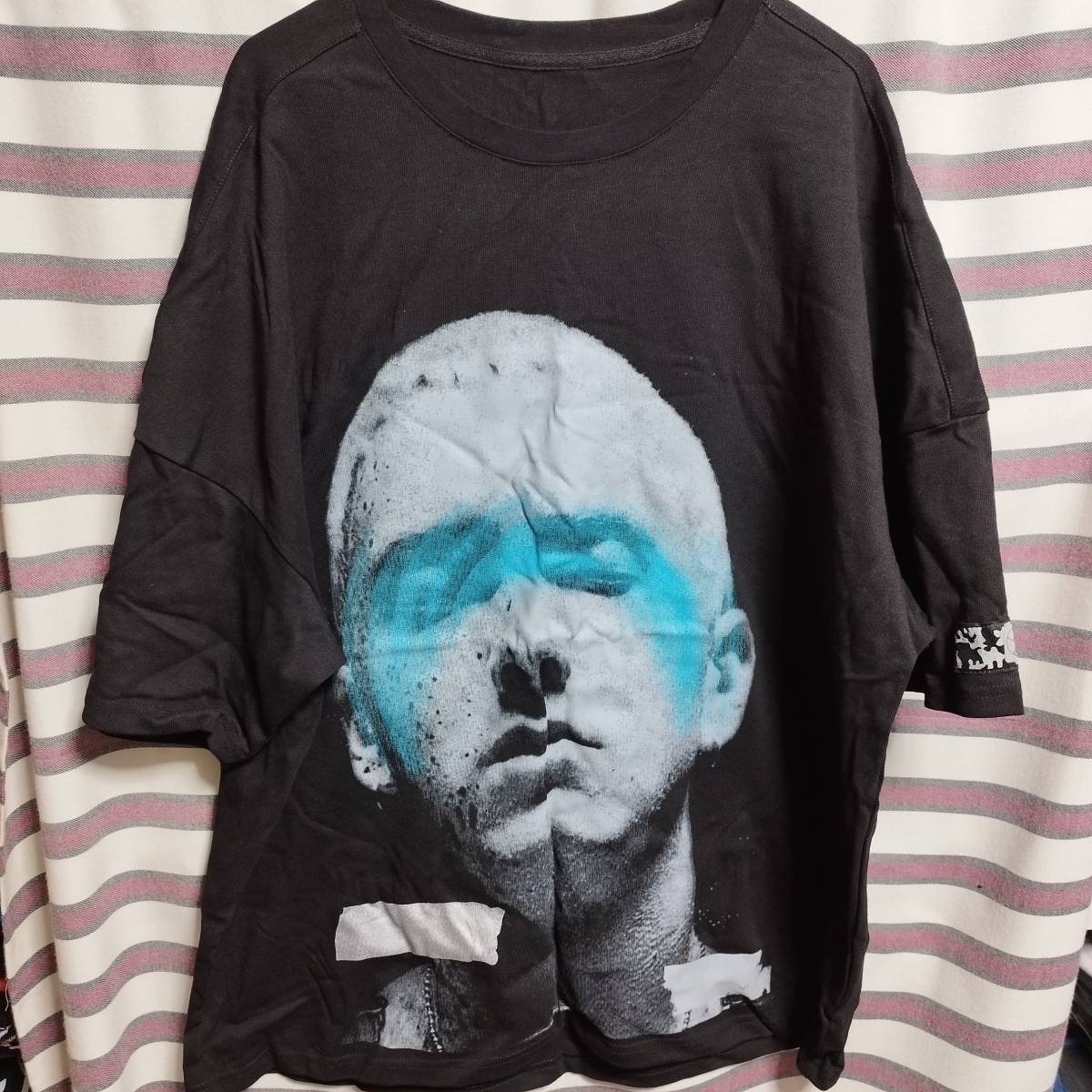 ヤフオク! -「eminem tシャツ」(音楽) の落札相場・落札価格