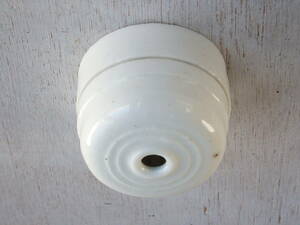 フランスアンティーク コネクションボックス シーリングカバー 陶器 アトリエ シーリングキャップ メダリオン 碍子 白 磁器 ローゼット