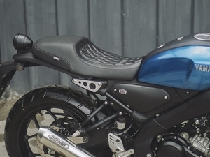 CK XSR155 custom seat Cafe Racer type 