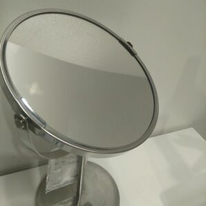 IKEA　新品　イケア　ミラー　 卓上鏡　お洒落な スタンドミラー/トレンスーム