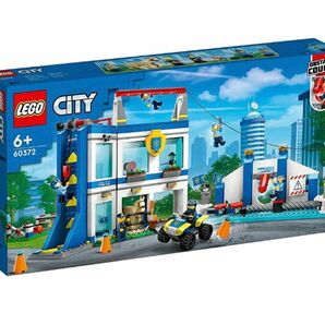 新品未開封　レゴ　LEGO シティ　ポリスアカデミー　60372