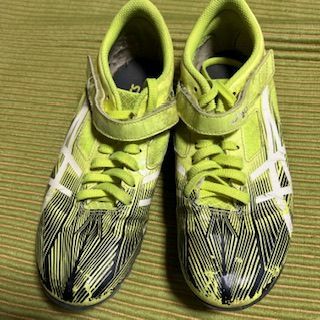 asics 陸上スパイク　短距離用　黄色　