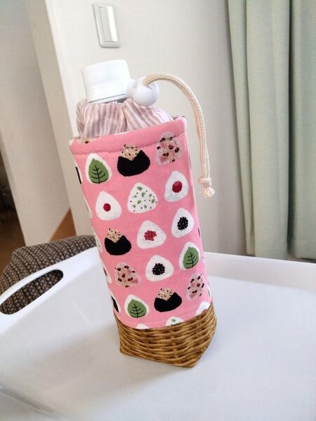 ペットボトルホルダー ペットボトルカバー おにぎり柄 *ピンク*