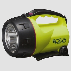送料無料★GENTOS LED 懐中電灯 明るさ330ルーメン 置いても使える 単1形電池4本使用 ザ・LED LK-114G