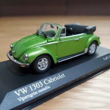 1/43 ミニチャンプス ミニカー/Volkswagen Beetle 1303 Cabriolet 1974 Viperngrun metallic/フォルクスワーゲン ビートル 1303 カブリオレ_画像5