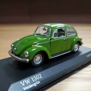 1/43 ミニチャンプス/Volkswagen Beetle 1302 Saloon 1970-72 Weidengrun/フォルクスワーゲン ビートル サルーン ウィローグリーンの画像5