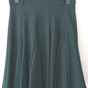 「C.D.S BASIC」膝丈スカート