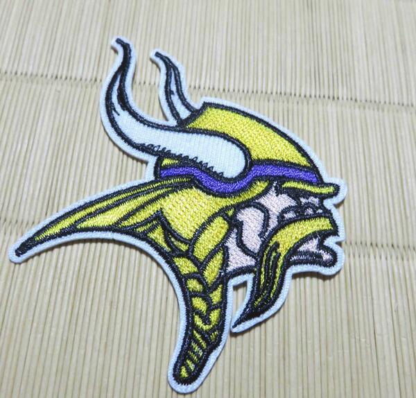 黄紫▼VK北欧海賊◆激渋NFLミネソタ・バイキングスVikings 刺繍ワッペン◆アメリカ　スポーツ◎アメフト　アメリカンフットボール◆衣服DIY