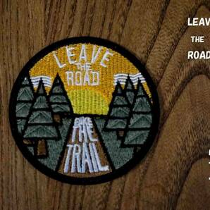 夕暮山林道　円型■新品『LEAVE THE ROAD/BIKE THE TRAIL』アウトドア/トレイル　登山　ツーリングUSバイク　刺繍ワッペン　激渋■衣服DIY