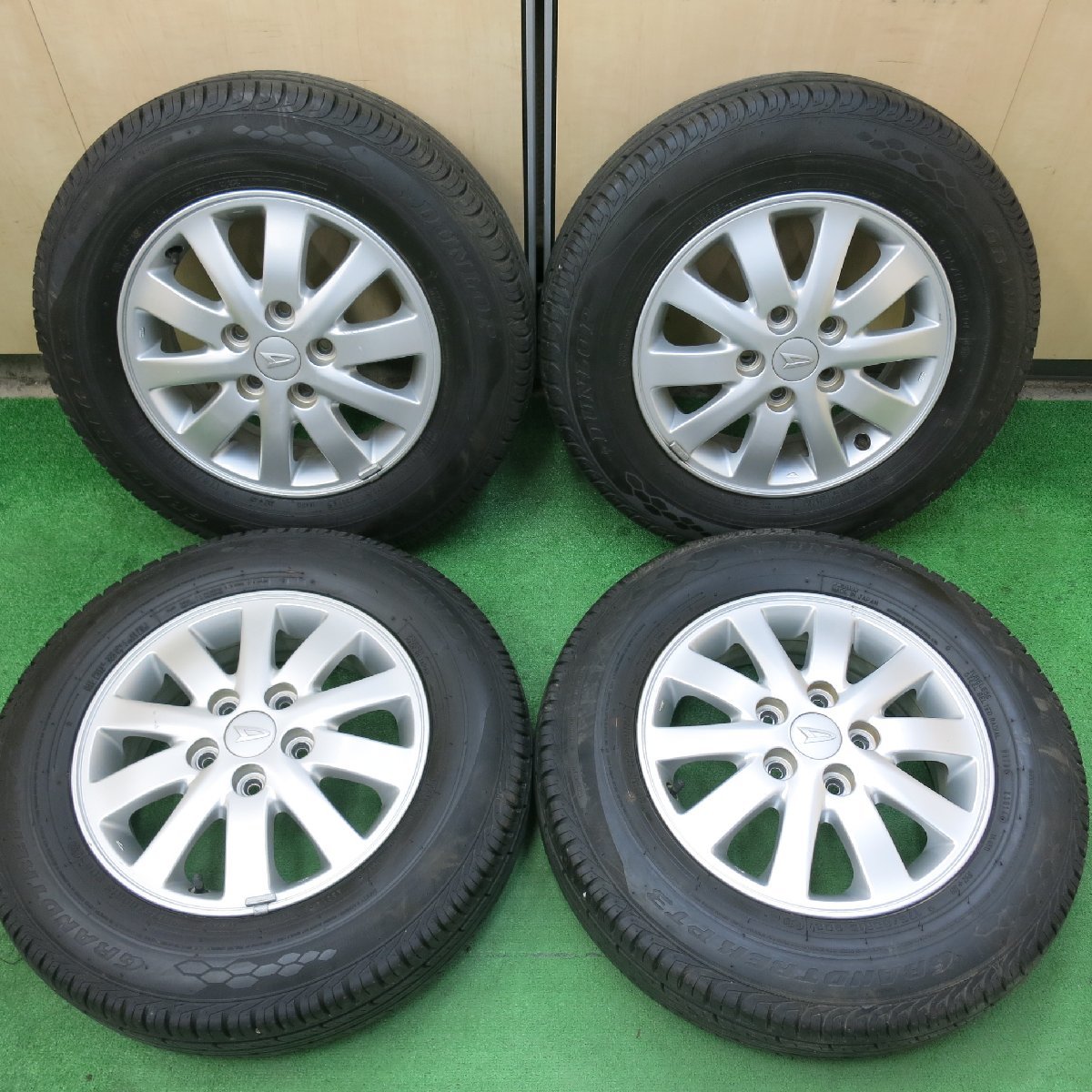 テリオスキッド純正 175/80R15 2019年バリ山低燃費夏タイヤ ダイハツ