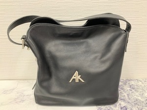 *1000 jpy sale * ANNE KLEIN Anne Klein leather shoulder bag black *17466