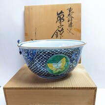 M2-492◆清水焼　陶彩【一閑人交趾丸文祥瑞文】菓子鉢　約18cm×9cm　平安秀峰造(二代目)　共箱　◎自宅保管品(良品)　_画像2